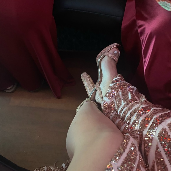 Olivia Jagarina Rose Gold Heels - Picture 8 of 8